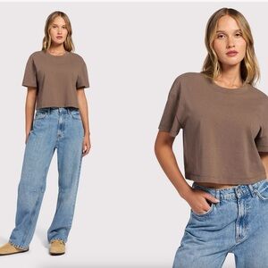 Nuuds Cropped Tee in Mocha